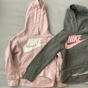 Nike hoodies size 4t